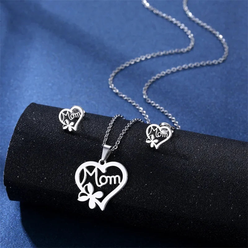 Mama Letter Pendant Necklace